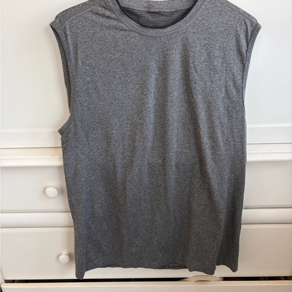 Gray Men’s Lululemon workout Sleeveless Top